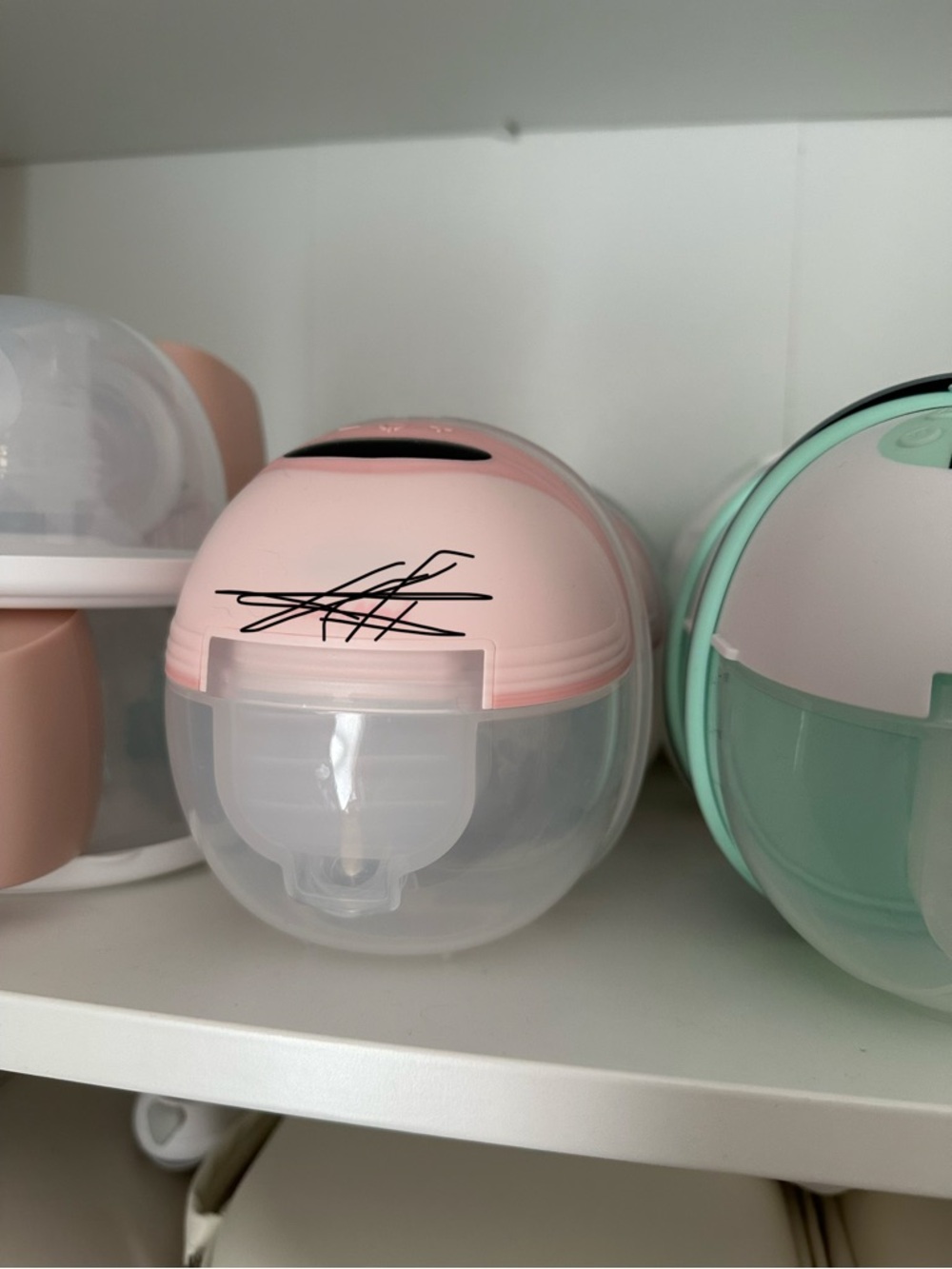 Mom med milk storage